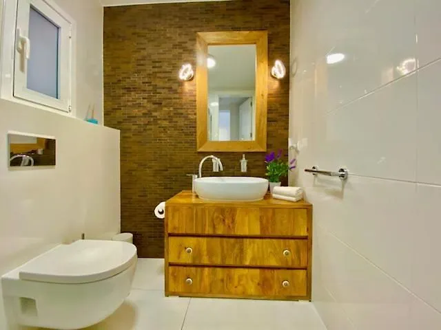 Marisol Beautiful Apartment With Oceanview أذيخي